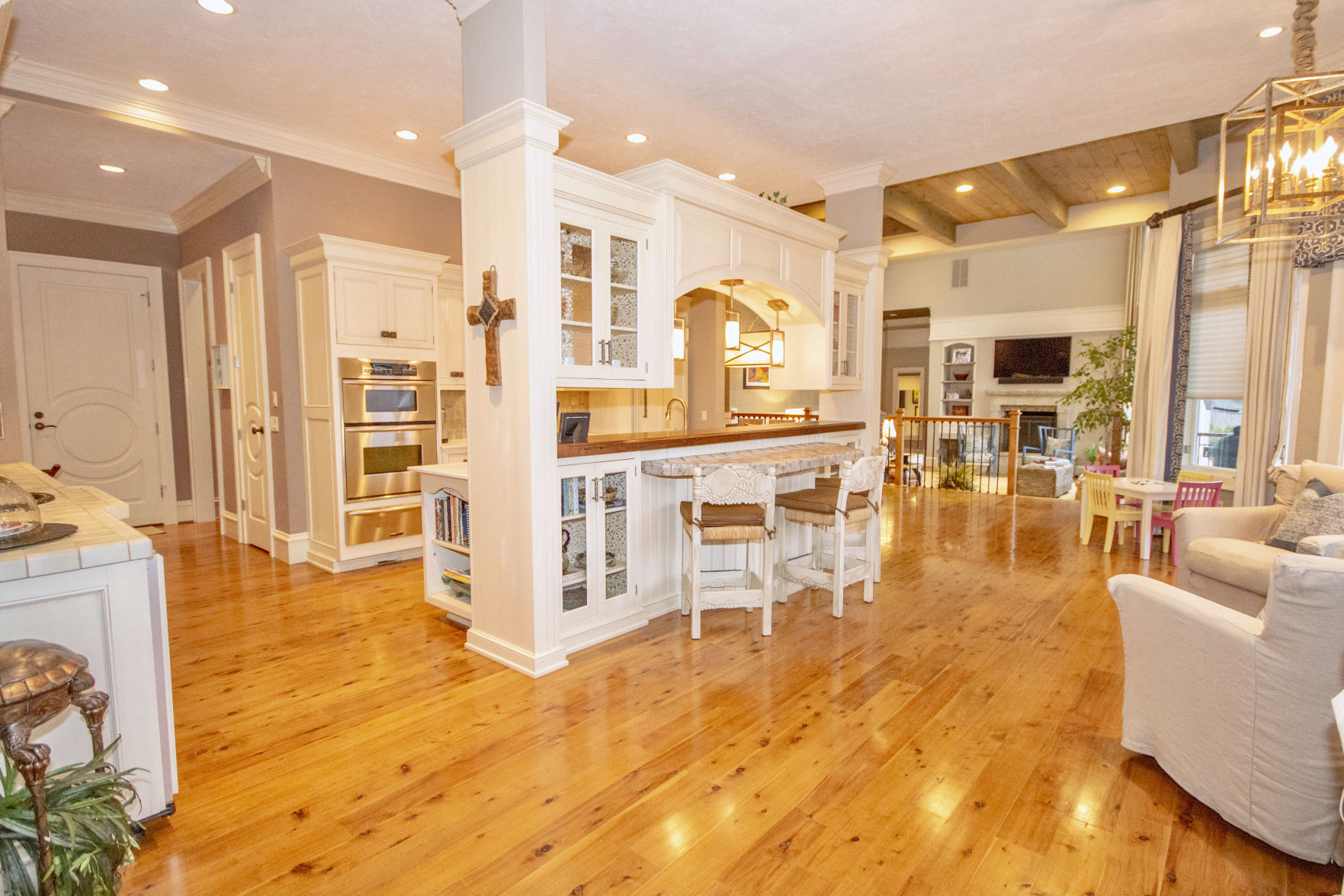 Inside Frank Beamer's $2.2M house, now on the market.